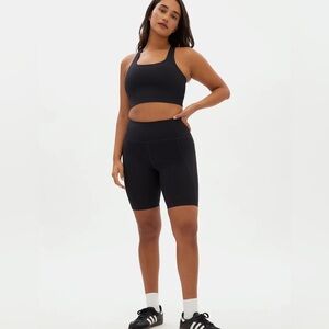Girlfriend Collective Black High-Waisted Compression Bike Shorts sz M